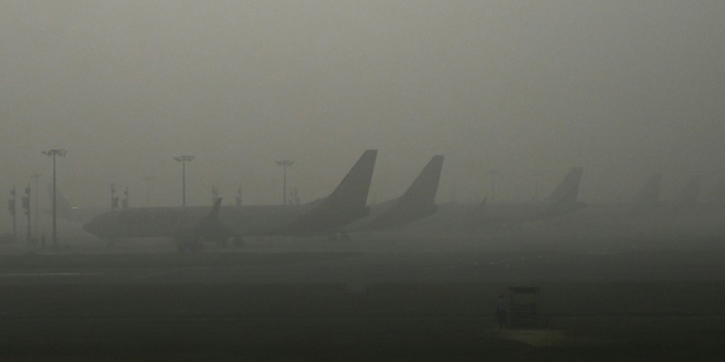 delhi-airport-fog-23