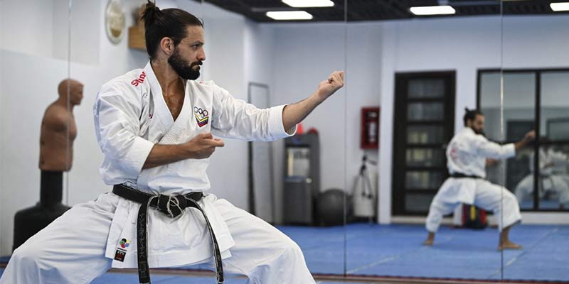 karate-2
