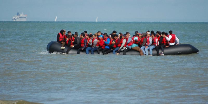 refugees-boat-2