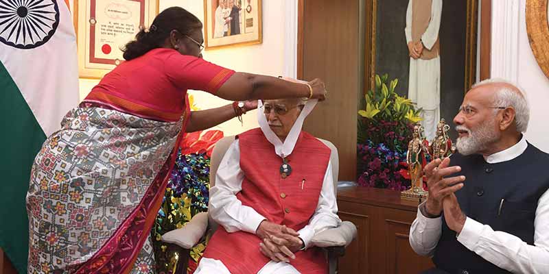 advani-bharat-ratna-1b